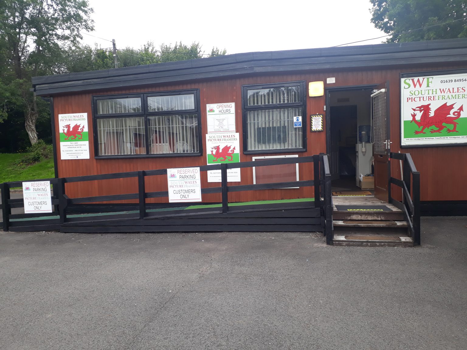 About us South Wales Picture Framers Ltd